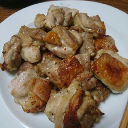 切り分けてから焼きました。皮がパリパリで、とても美味しかったです！